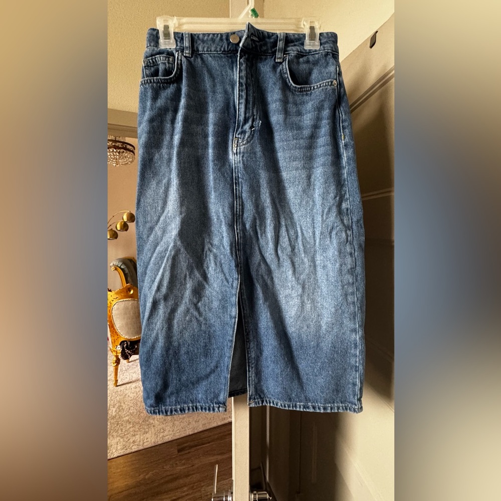 Denim midi skirt